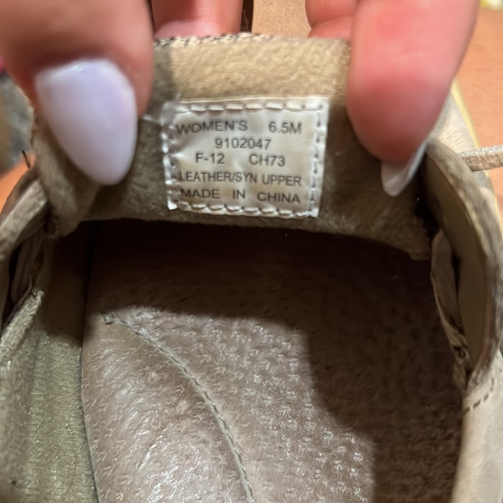 Sperrys - Picture 2 of 2
